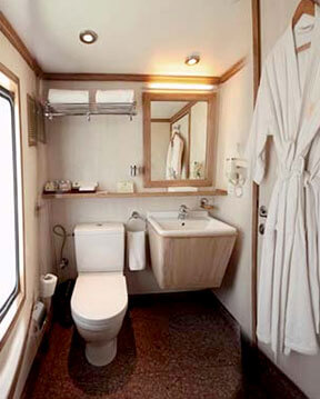 Maharaja Express Luxury Train Presidential Suite